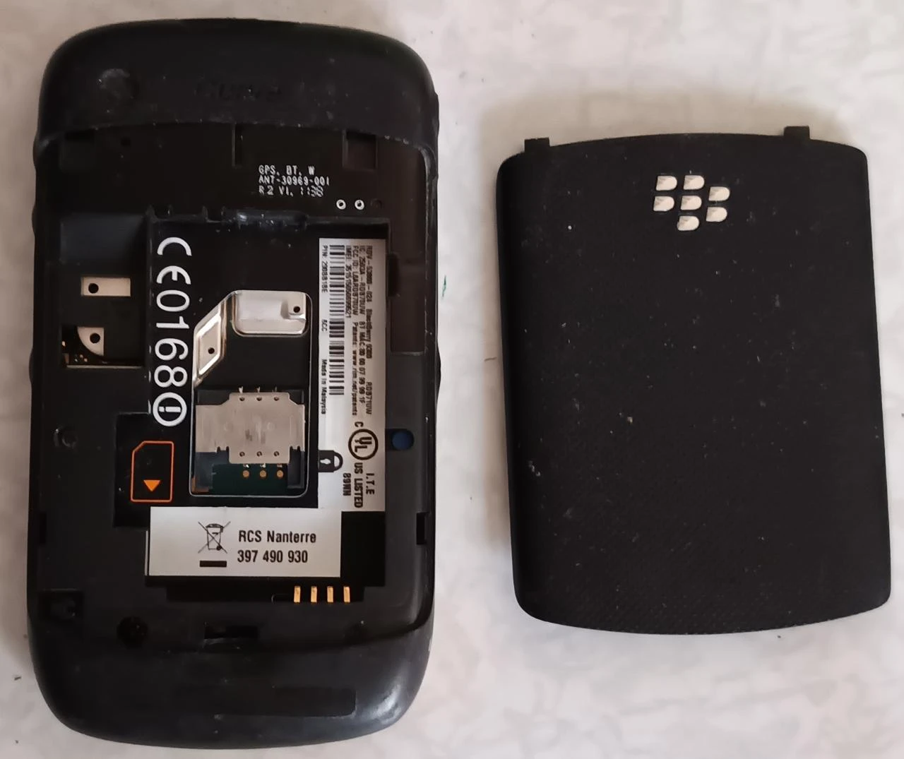 🏷️ BlackBerry Curve 3G 9300 - Black for parts or collection – photo 3